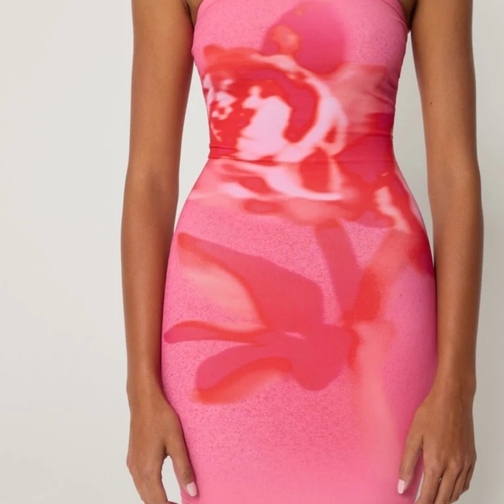 Khy Striking stretch strapless mini tube dress w/ belt in pink peony size M